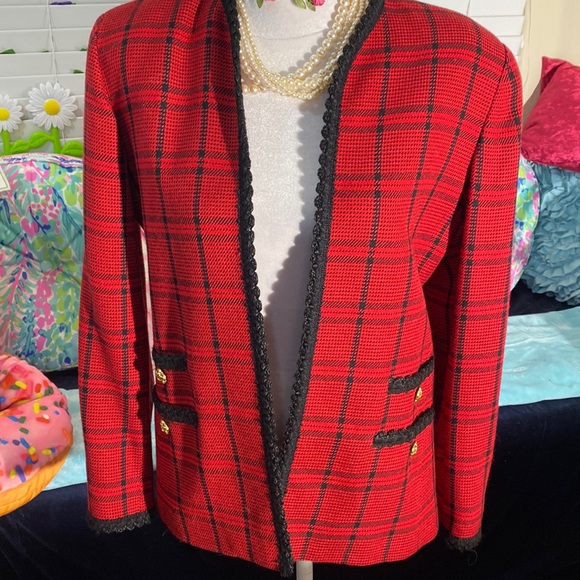 Evan Picone red & black plaid jacket with black trim - Picture 1 of 9